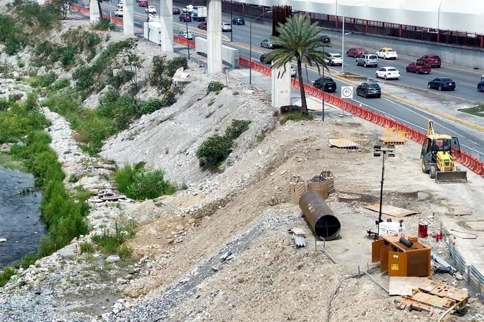 Image - La Sultana Informa Conagua Exige Remover El Escombro Del Río Santa Catarina Por Obras Del Metro.