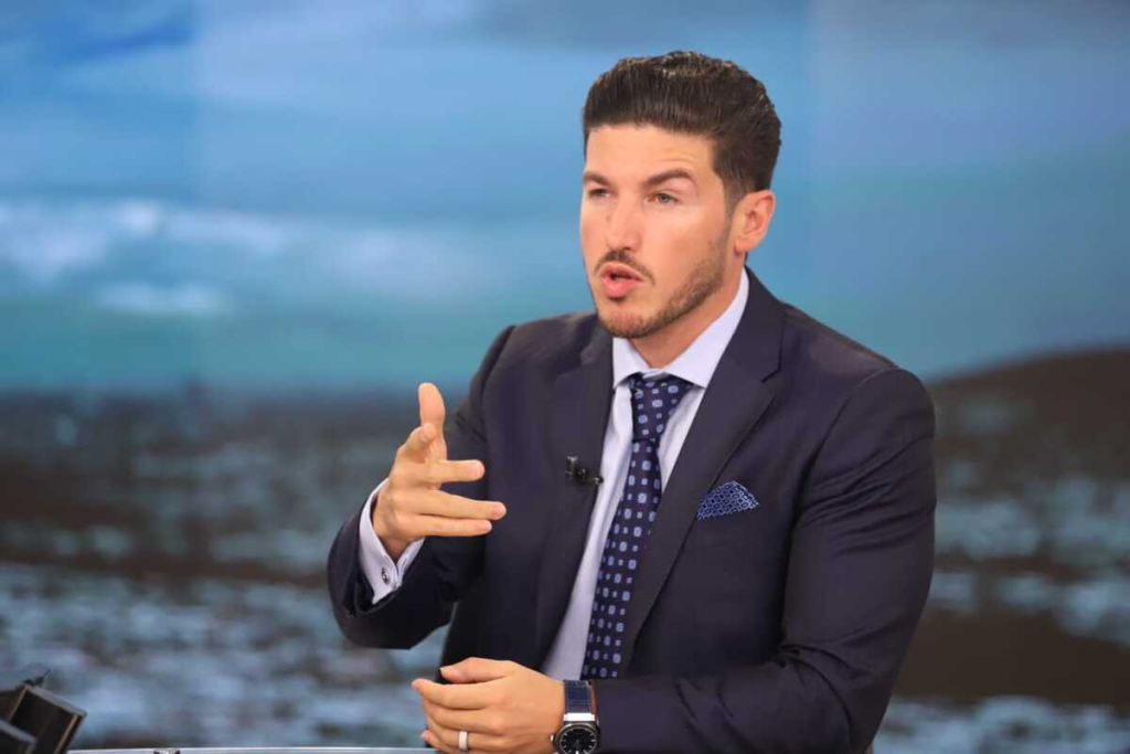 Activista Claudia Tapia Denuncia a Samuel García, a Bernardo Bichara Y Al Gobierno Estatal Por El Saqueo De 250 Animales Del Zoológico La Pastora.