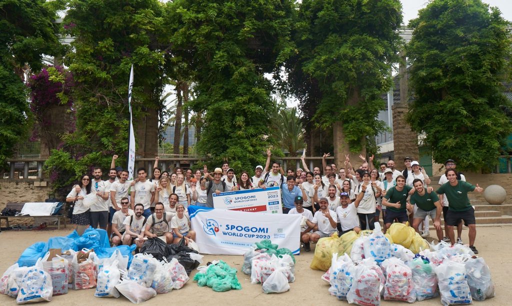 Cropped-participantes-spogomi-2023 - La Sultana Informa Spogomi Es El Deporte Nacido En Japón Que Convierte La Limpieza Urbana En Competencia Y Promueve Conciencia Ambiental a Nivel Global.