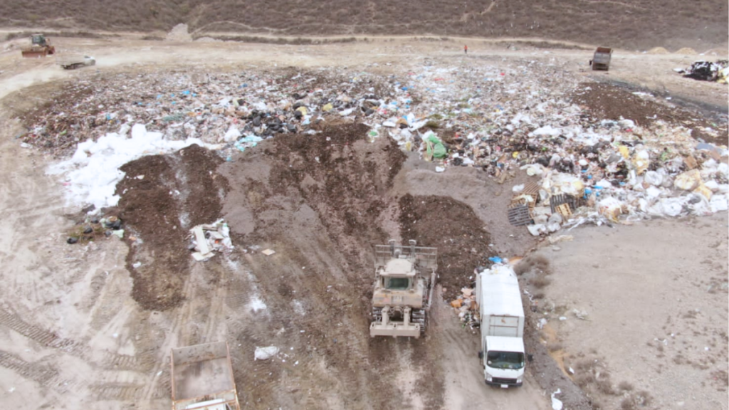 Mala-calidad-del-aire-densa-bruma-reportes-oficiales-vecinos-de-garcía