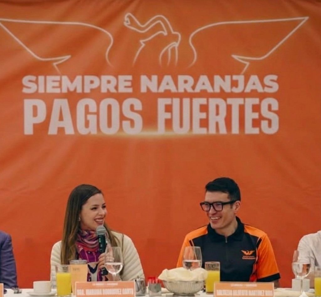 Hc3dnibbgaadqe1 - La Sultana Informa Mike-flores-hace-propaganda-política-polémica-política-en-nuevo-león-gremio-artístico-protesta-entrevista-con-adela-micha-aspiraciones-electorales