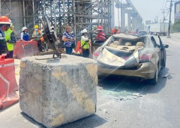 Metro Aplasta Coche En Apodaca - La Sultana Informa