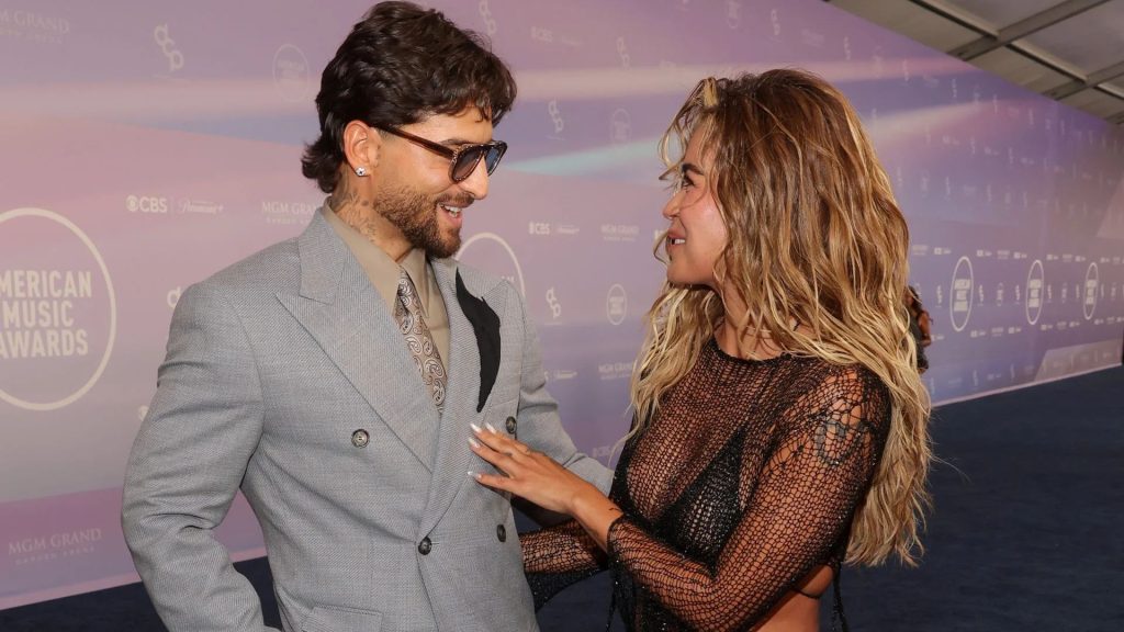 Karol-g-recibió-el-premio-internacional-de-excelencia-artística - La Sultana Informa Karol G Recibió El Premio Internacional De Excelencia Artística - La Sultana Informa