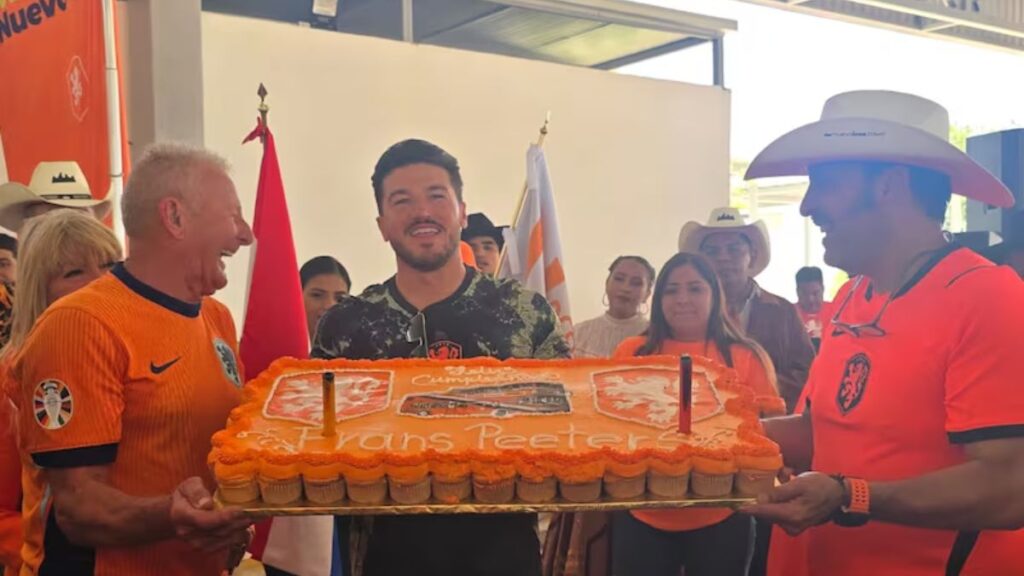 Samuel García Recibe a Holandeses - La Sultana Informa