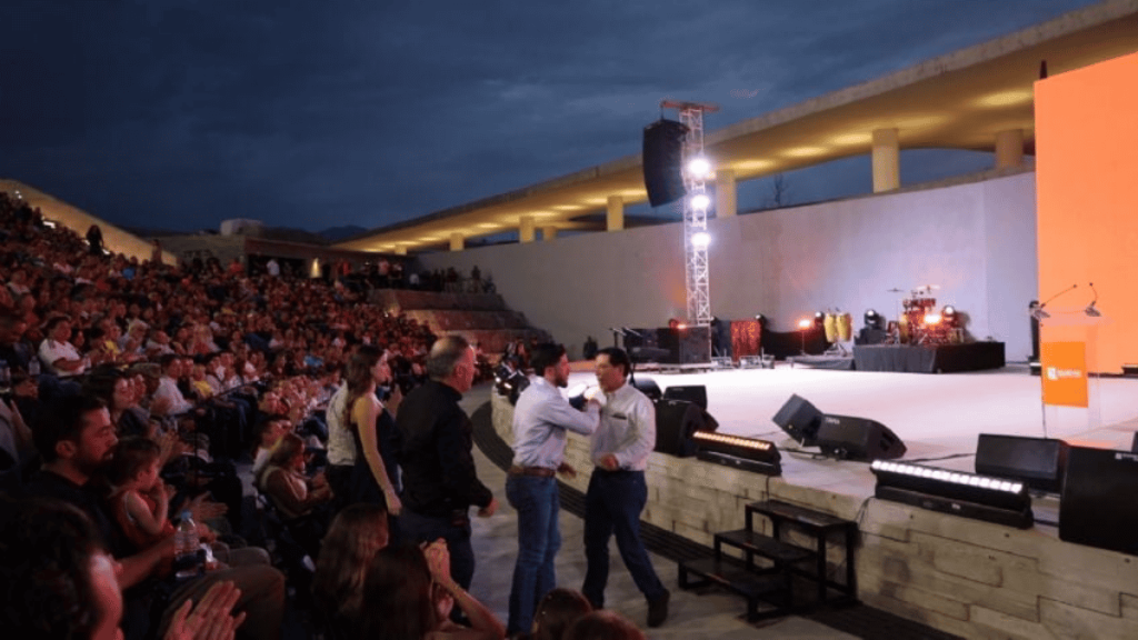 Samuel García Y El Auditorio Del Parque Del Agua - La Sultana Informa