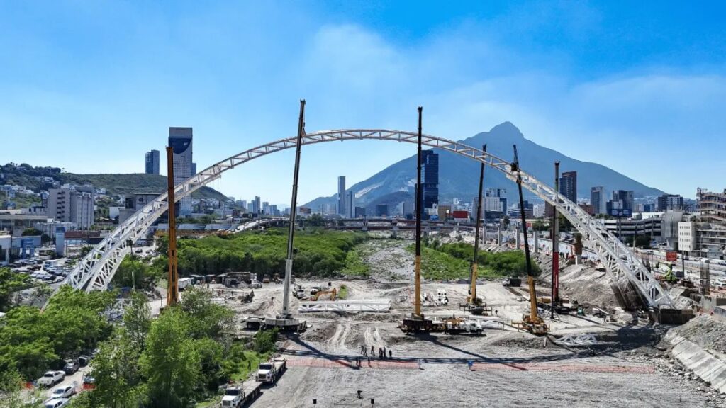 Nuevo-leon-es-el-estado-con-mayor-deuda - La Sultana Informa Nuevo Puente Peatonal De La Línea 4 - La Sultana Informa