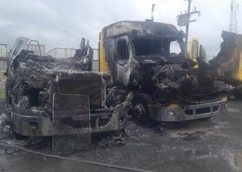 Incendio De Tractocamión En Apodaca - La Sultana Informa