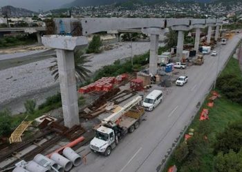 Metro De Nuevo León Retrasado - La Sultana Informa